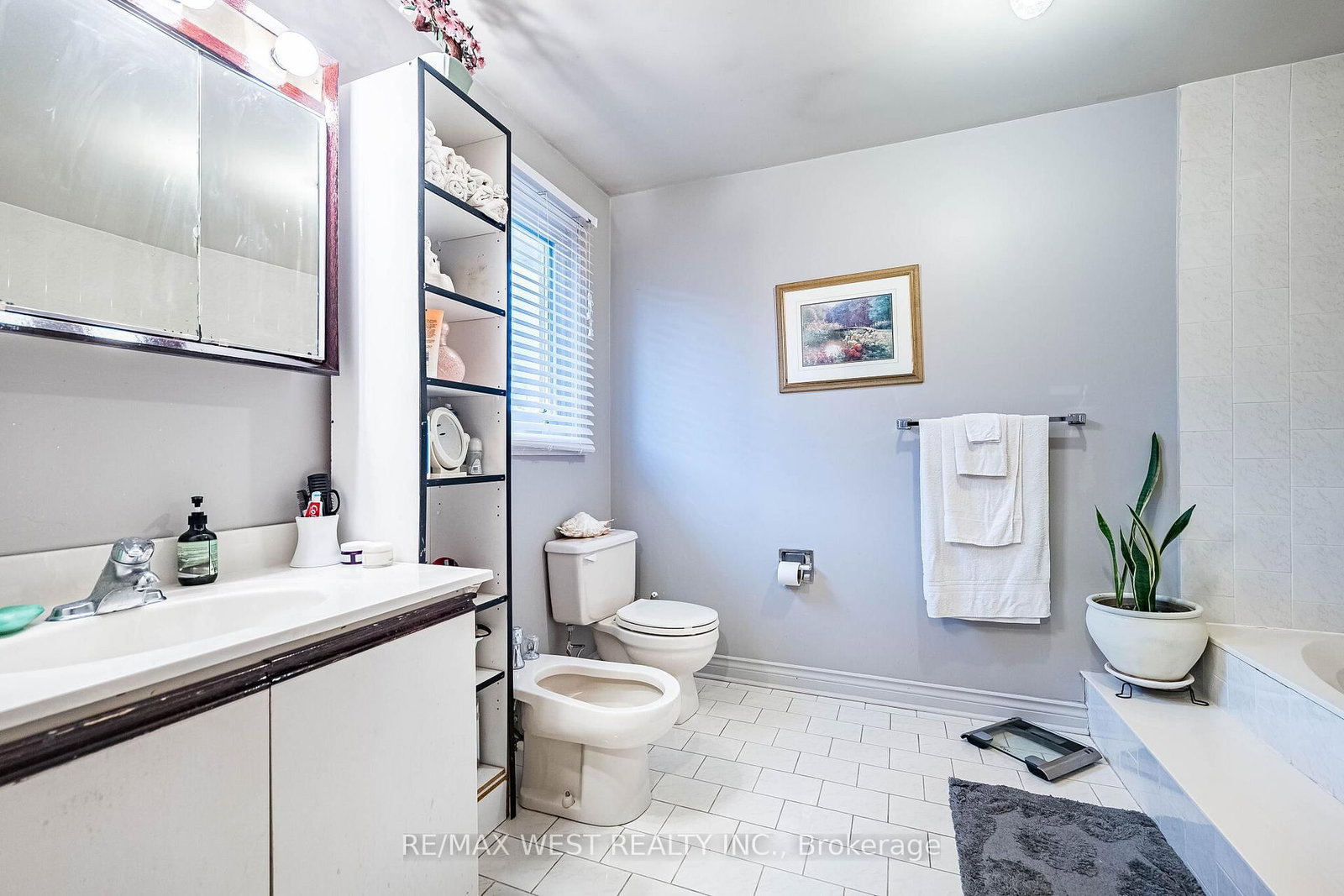 Detached House for sale at 81 Vera Street, Vaughan, Ontario, L4L 5S4 - East Woodbridge - MLS: N12888034