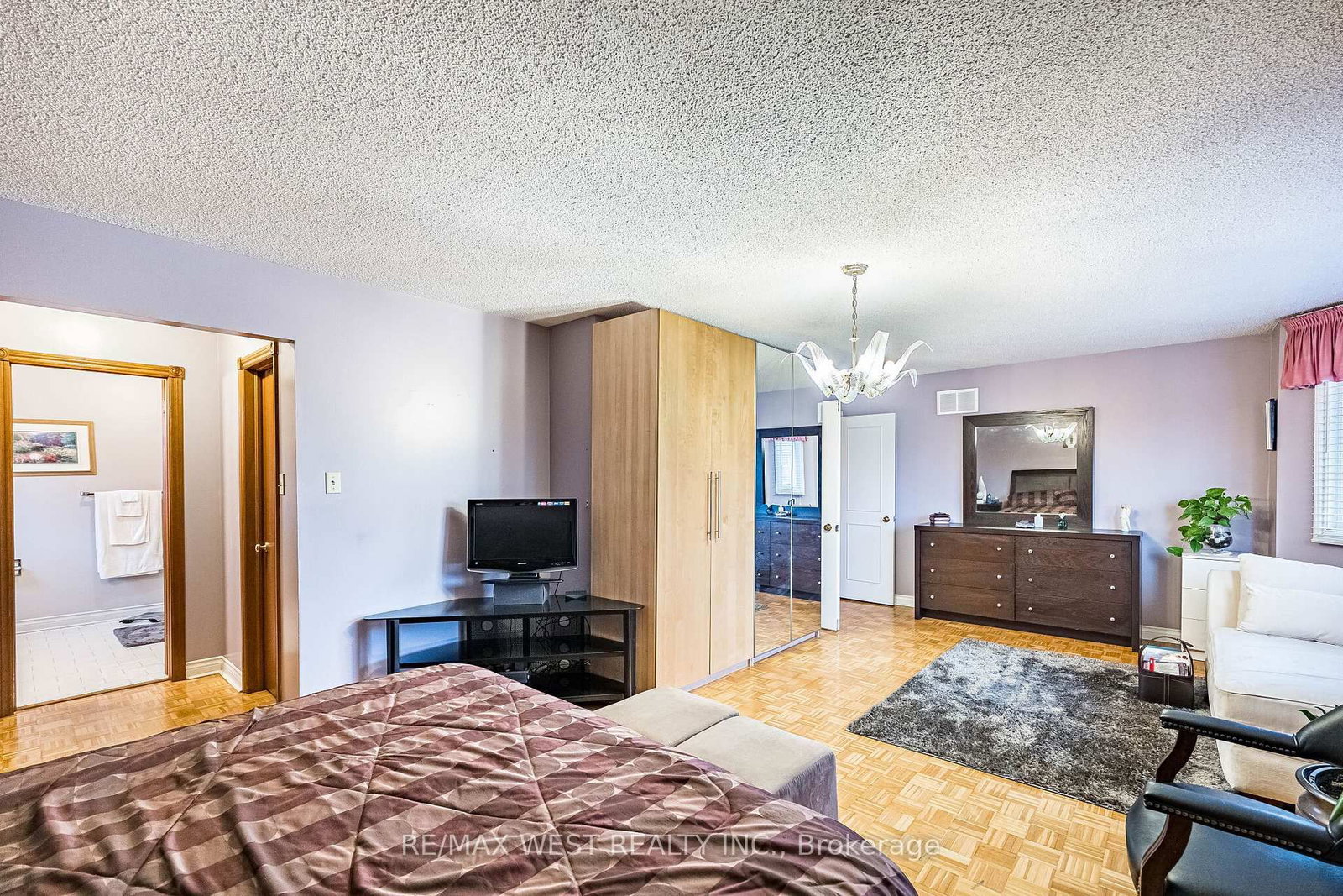 Detached House for sale at 81 Vera Street, Vaughan, Ontario, L4L 5S4 - East Woodbridge - MLS: N12888034