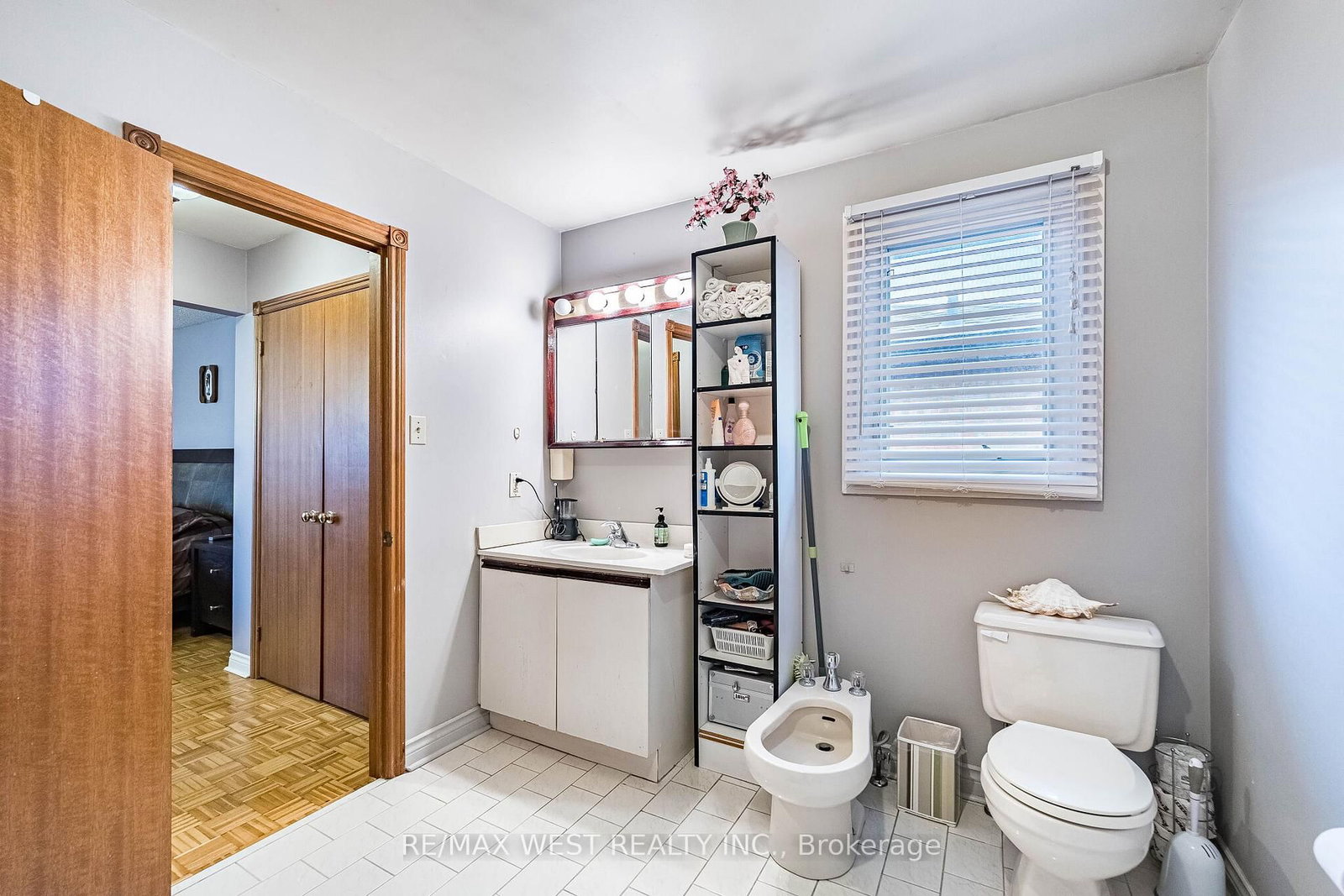 Detached House for sale at 81 Vera Street, Vaughan, Ontario, L4L 5S4 - East Woodbridge - MLS: N12888034