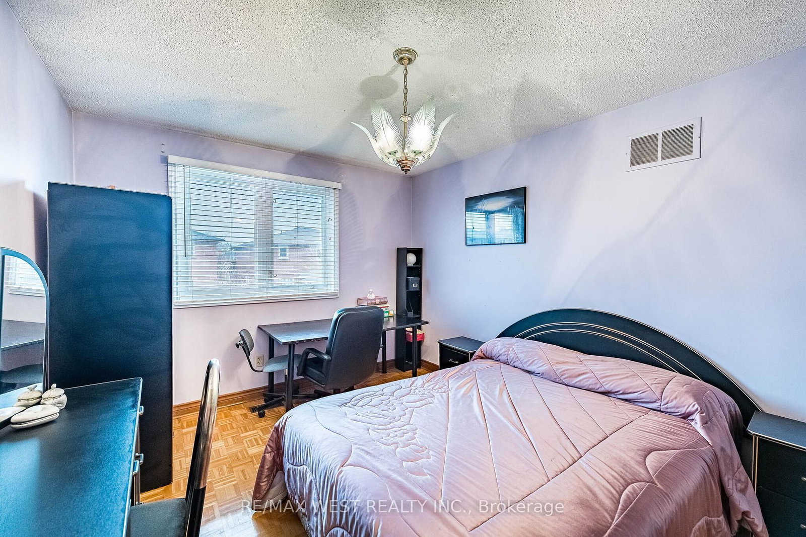 Detached House for sale at 81 Vera Street, Vaughan, Ontario, L4L 5S4 - East Woodbridge - MLS: N12888034