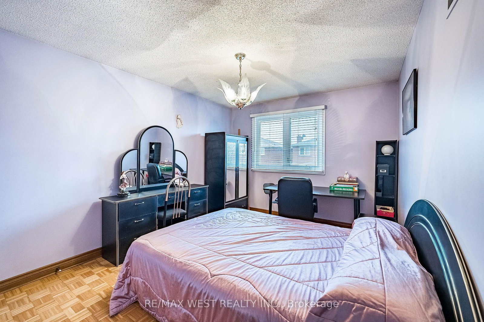 Detached House for sale at 81 Vera Street, Vaughan, Ontario, L4L 5S4 - East Woodbridge - MLS: N12888034