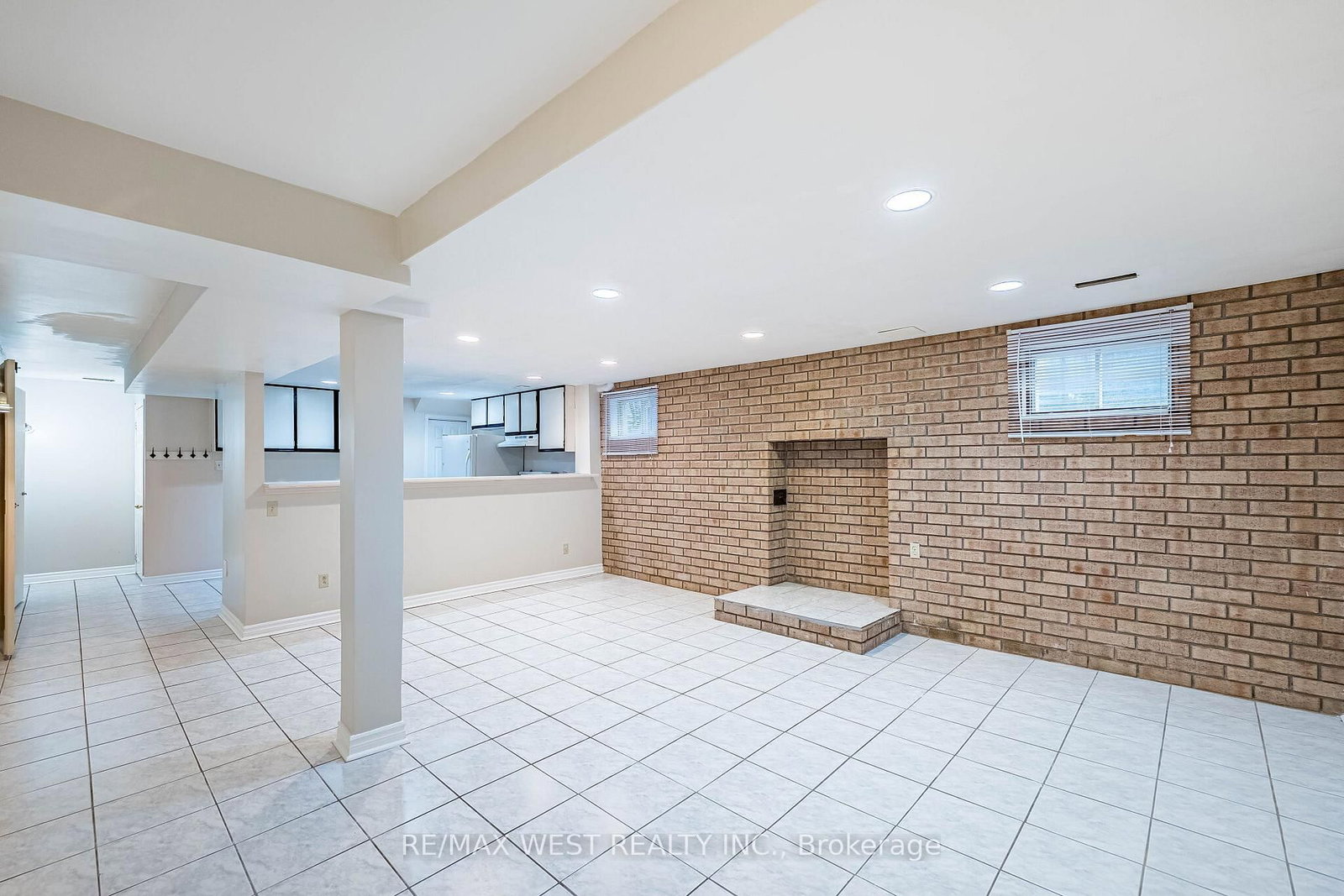 Detached House for sale at 81 Vera Street, Vaughan, Ontario, L4L 5S4 - East Woodbridge - MLS: N12888034