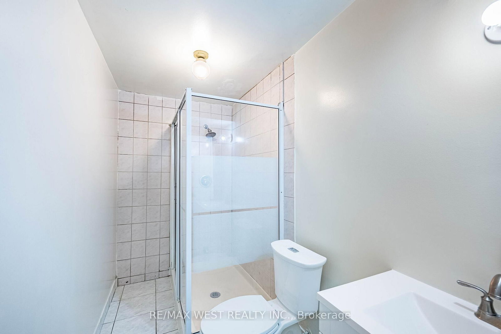 Detached House for sale at 81 Vera Street, Vaughan, Ontario, L4L 5S4 - East Woodbridge - MLS: N12888034