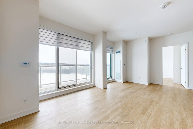 1027 - 2 David Eyer Rd, Richmond Hill, L4S 0N6 | Image 3