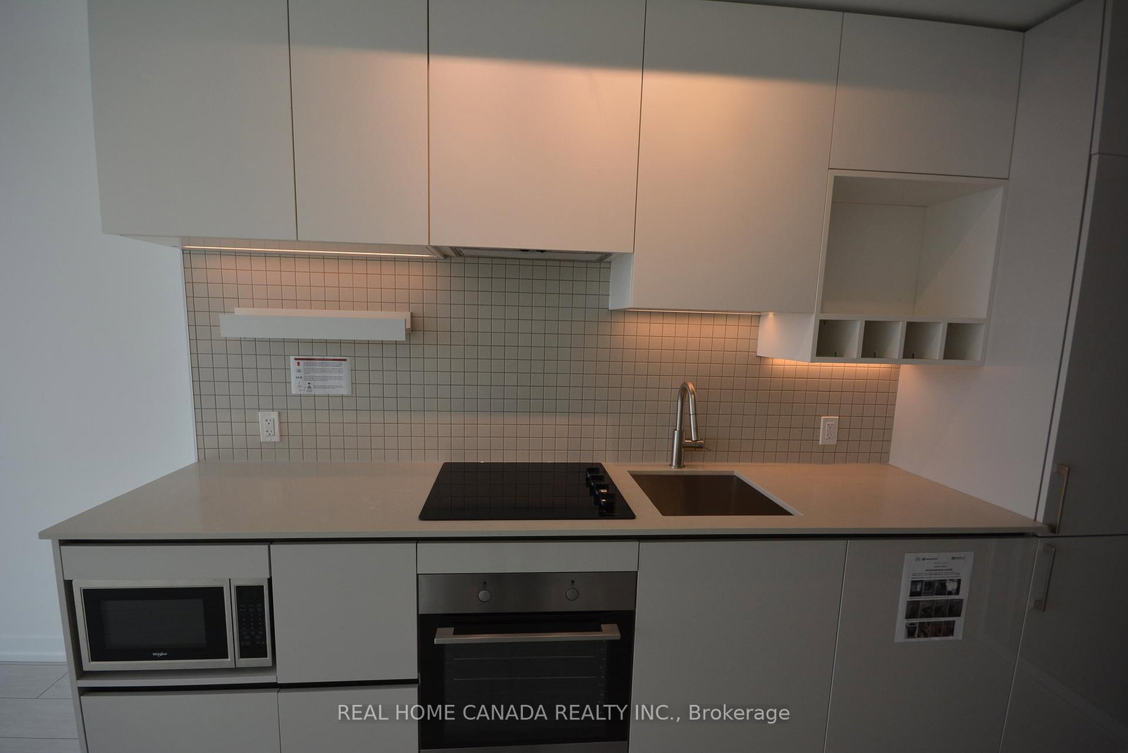 898 Portage Parkway, Unit 3906 Master - Photo 4