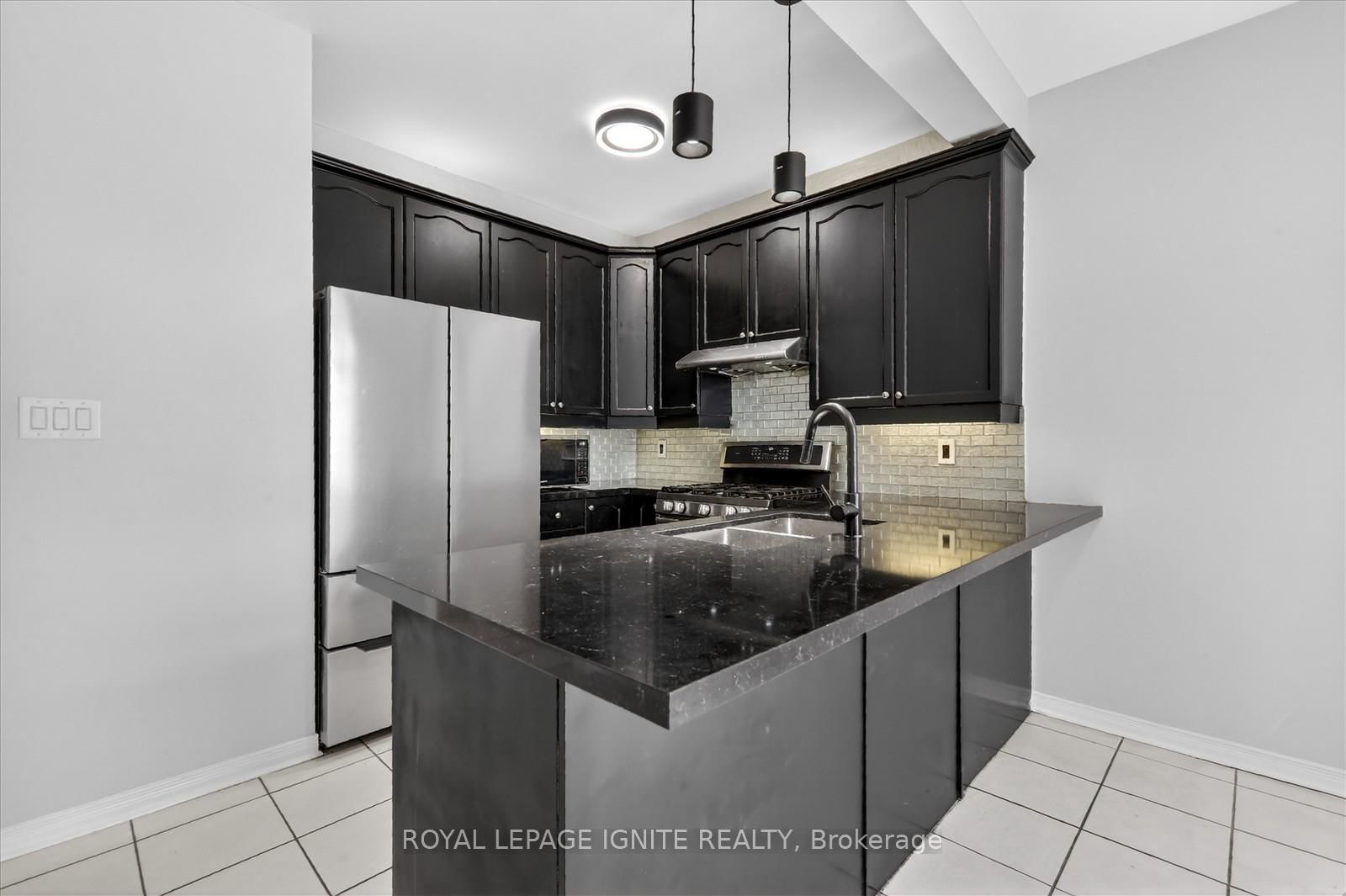 Detached House for sale at 66 Alfred Paterson Drive, Markham, Ontario, L6E 1J5 - Greensborough - MLS: N12889090