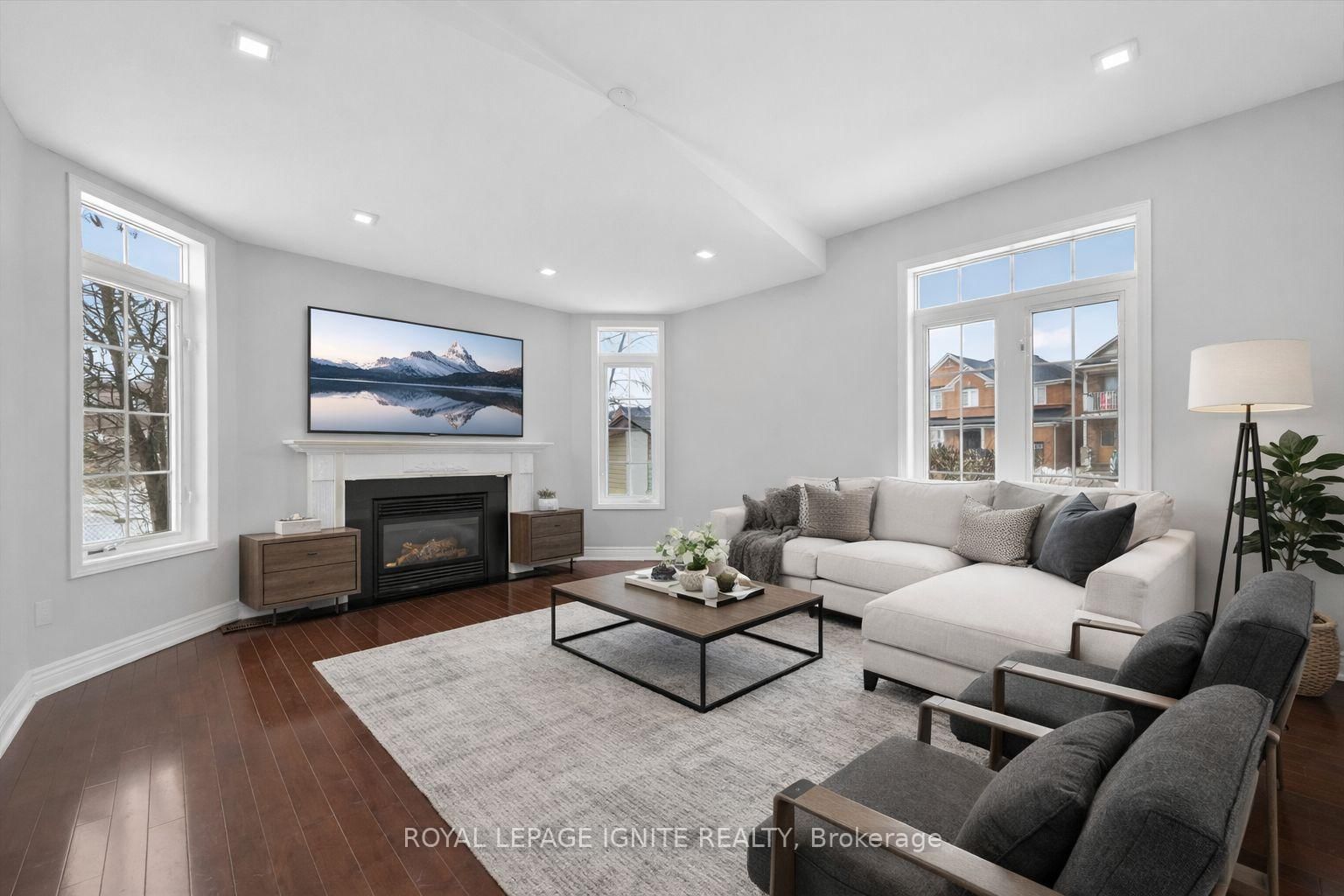 Detached House for sale at 66 Alfred Paterson Drive, Markham, Ontario, L6E 1J5 - Greensborough - MLS: N12889090