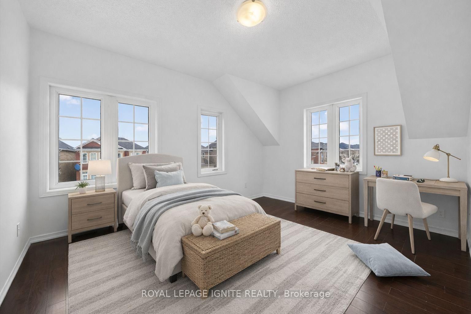 Detached House for sale at 66 Alfred Paterson Drive, Markham, Ontario, L6E 1J5 - Greensborough - MLS: N12889090