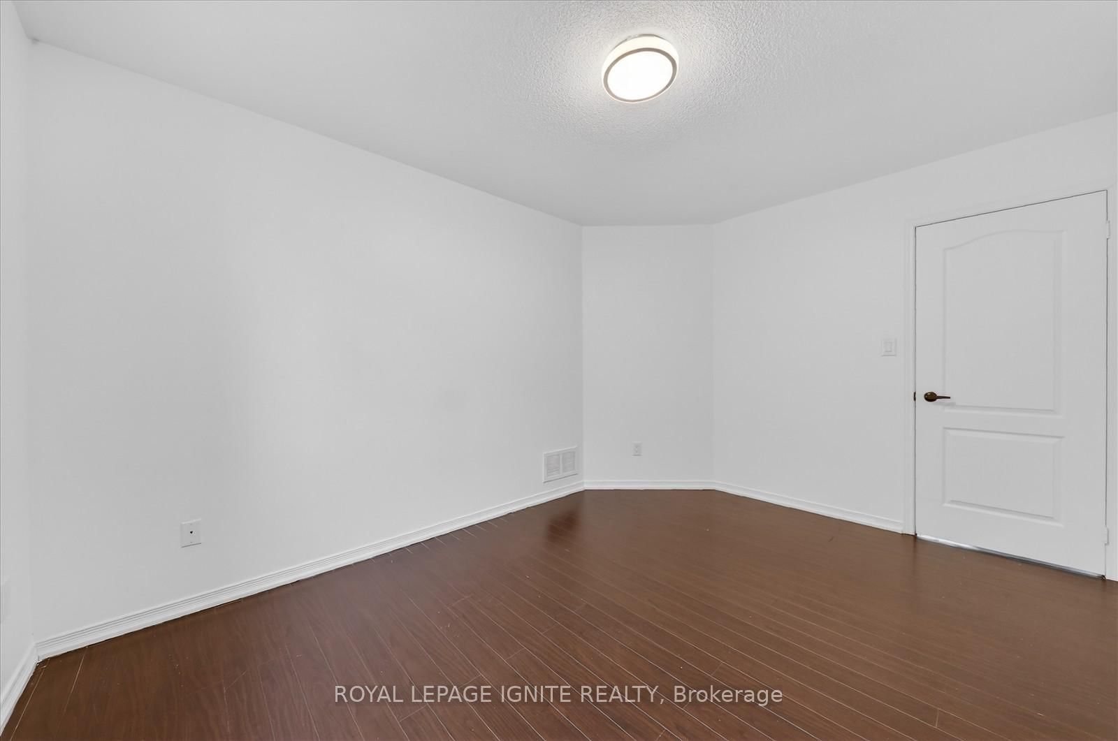 Detached House for sale at 66 Alfred Paterson Drive, Markham, Ontario, L6E 1J5 - Greensborough - MLS: N12889090