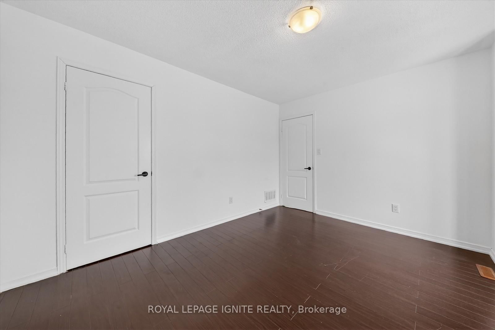 Detached House for sale at 66 Alfred Paterson Drive, Markham, Ontario, L6E 1J5 - Greensborough - MLS: N12889090