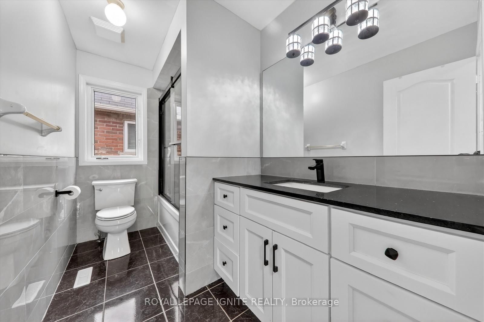 Detached House for sale at 66 Alfred Paterson Drive, Markham, Ontario, L6E 1J5 - Greensborough - MLS: N12889090