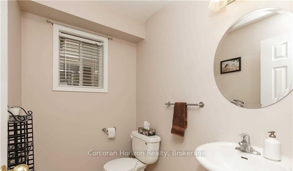 Townhouse for sale at 99 STONEMOUNT Crescent, Essa, Ontario, L0M 1B4 - Angus - MLS: N12889222