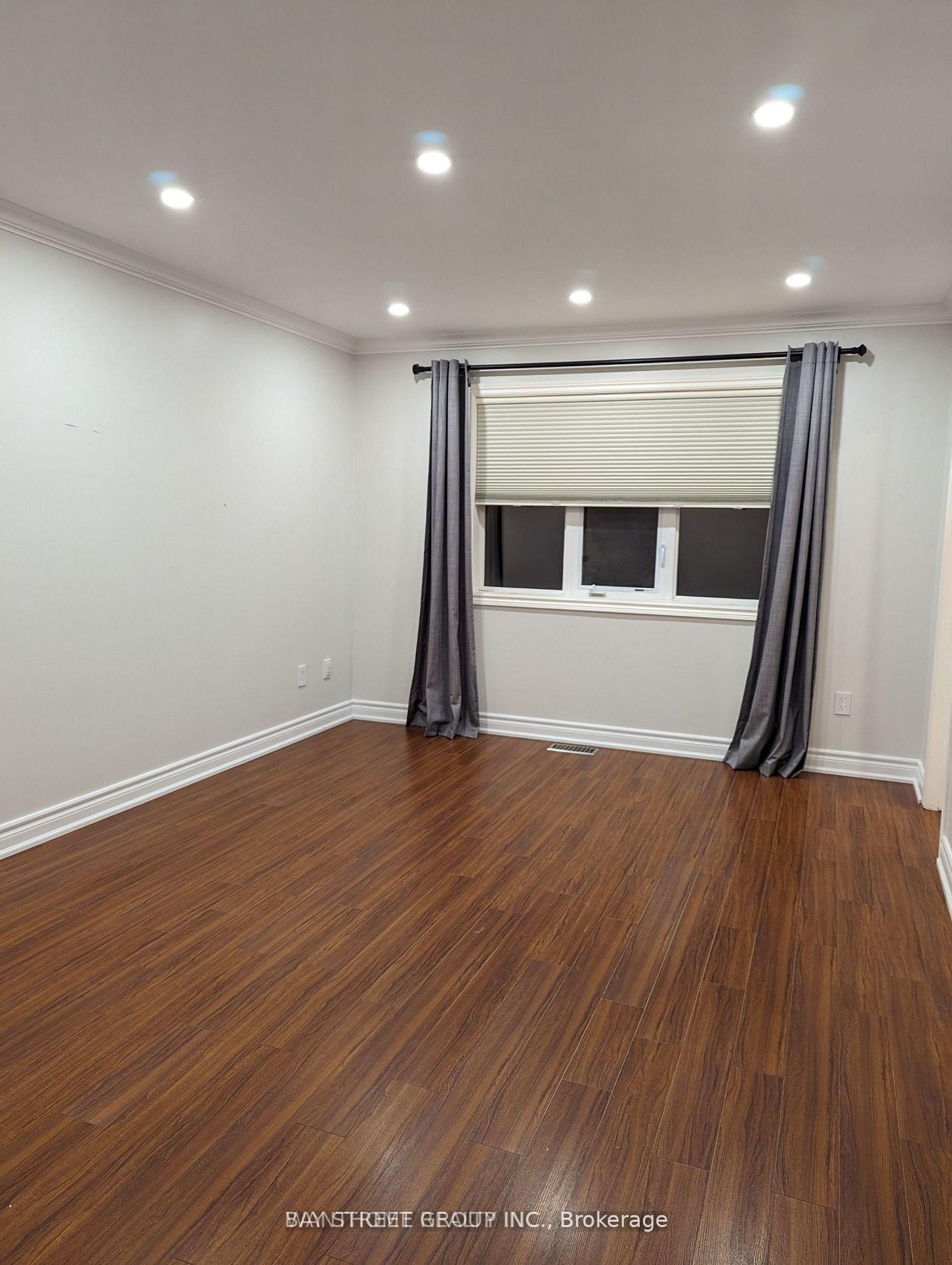 Detached House for lease at 35 Everett Street, Markham, Ontario, L6E 0H6 - Wismer - MLS: N12889236