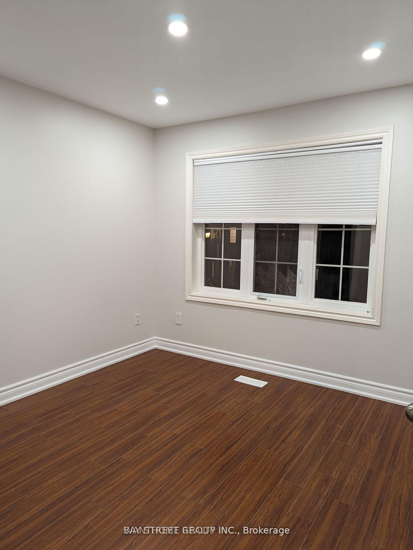 Detached House for lease at 35 Everett Street, Markham, Ontario, L6E 0H6 - Wismer - MLS: N12889236