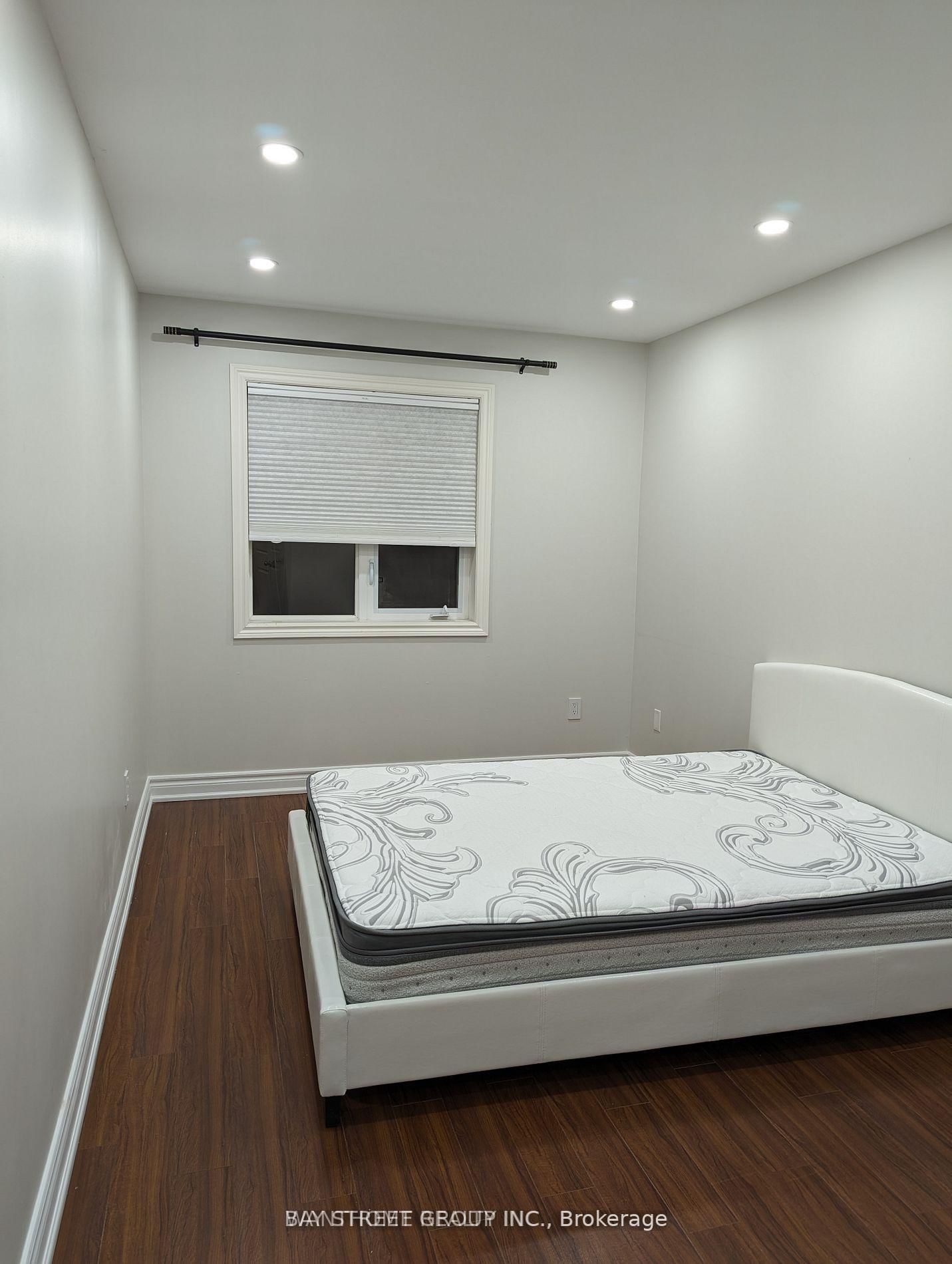 Detached House for lease at 35 Everett Street, Markham, Ontario, L6E 0H6 - Wismer - MLS: N12889236