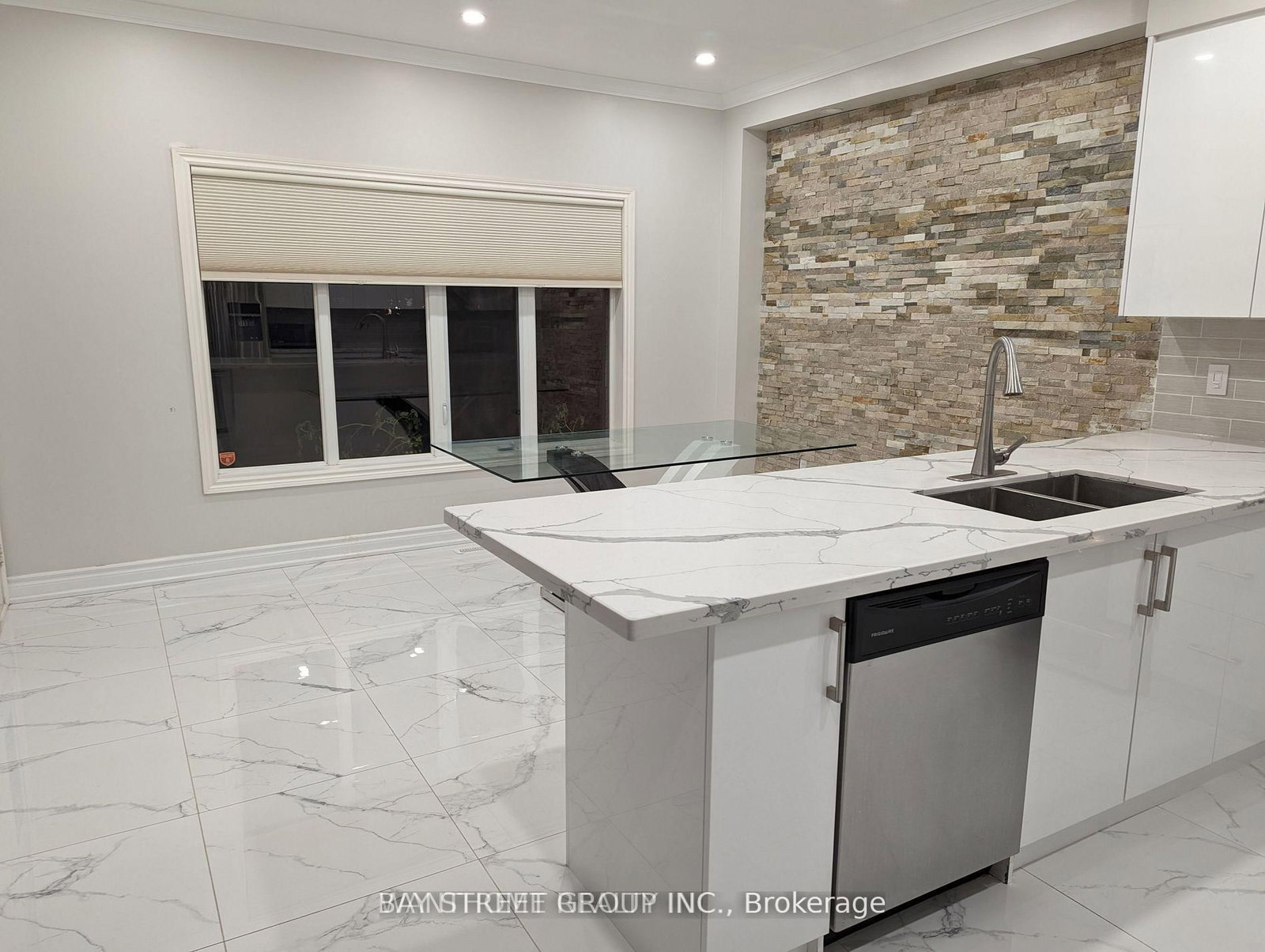 Detached House for lease at 35 Everett Street, Markham, Ontario, L6E 0H6 - Wismer - MLS: N12889236