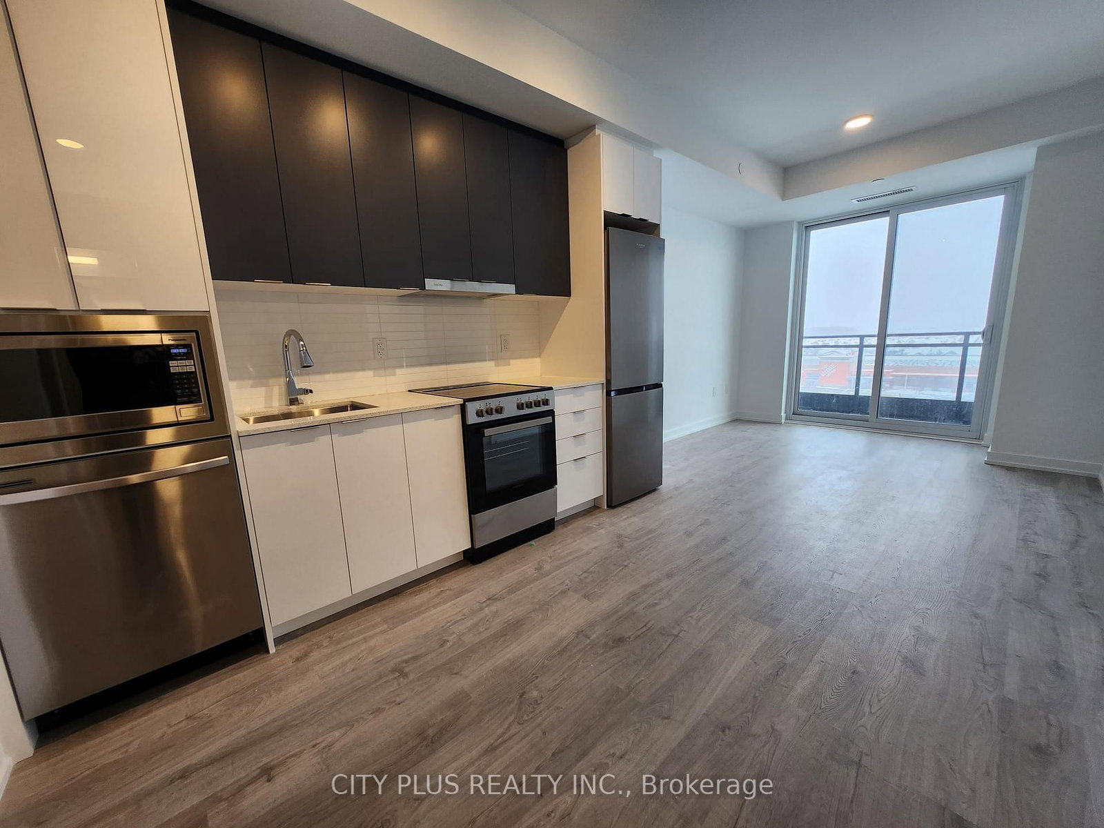 9763 Markham Road, Unit 906A - Photo 4