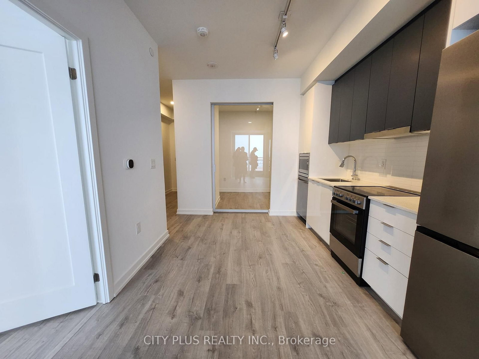 9763 Markham Road, Unit 906A - Photo 7
