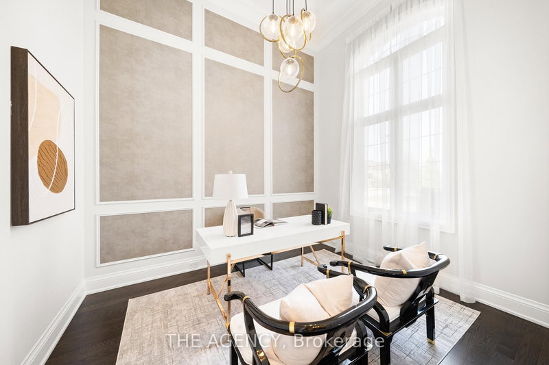 28 Chuck Ormsby Cres, King, L7B 0A8 | Image 3