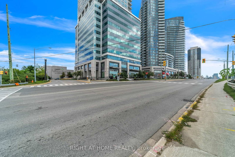 115/116 - 7191 Yonge St, Markham, L3T 0C4 | Image 2