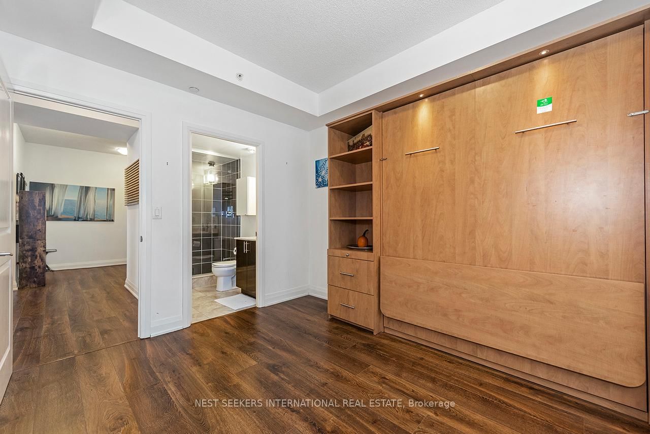 Condo for sale at 733-7165 Yonge Street, Markham, Ontario, L3T 0C9 - Grandview - MLS: N12891154