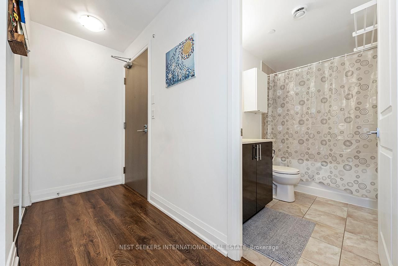 Condo for sale at 733-7165 Yonge Street, Markham, Ontario, L3T 0C9 - Grandview - MLS: N12891154