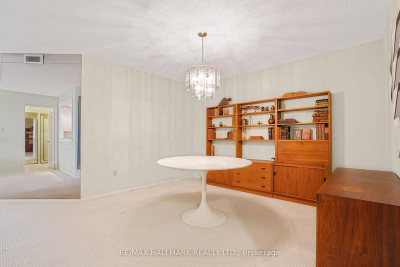 817 - 25 Austin Dr, Markham, L3R 8H4 | Image 2