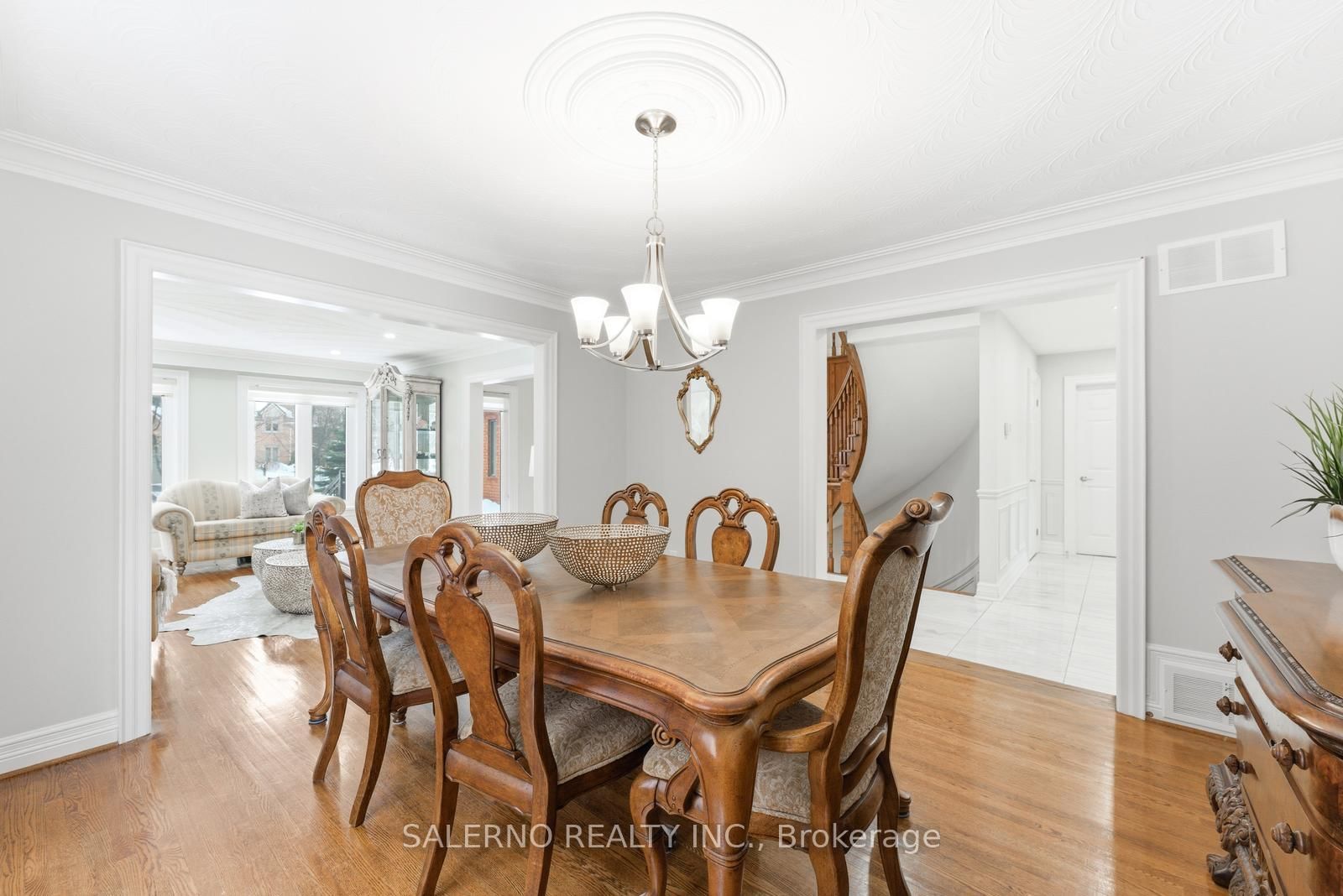 Detached House sold at 118 Torran Road, Vaughan, Ontario, L4L 2Y7 - Islington Woods - MLS: N12891398