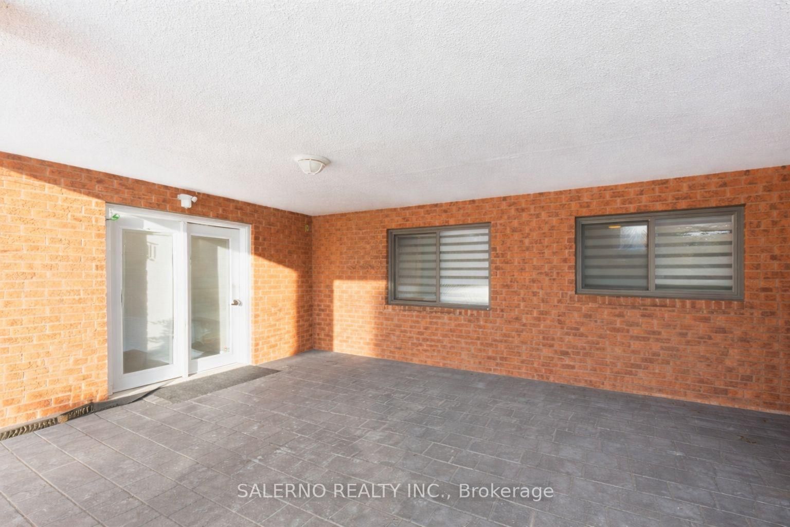 Detached House sold at 118 Torran Road, Vaughan, Ontario, L4L 2Y7 - Islington Woods - MLS: N12891398