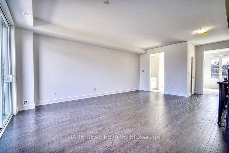 66 Carole Bell Way, Markham, L6E 0W2 | Image 2