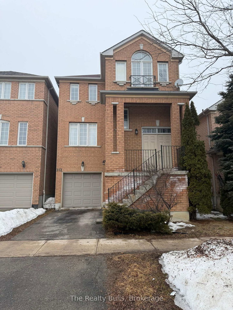 212 Yellowood Circ, Vaughan, L4J 8M4 | Image 2