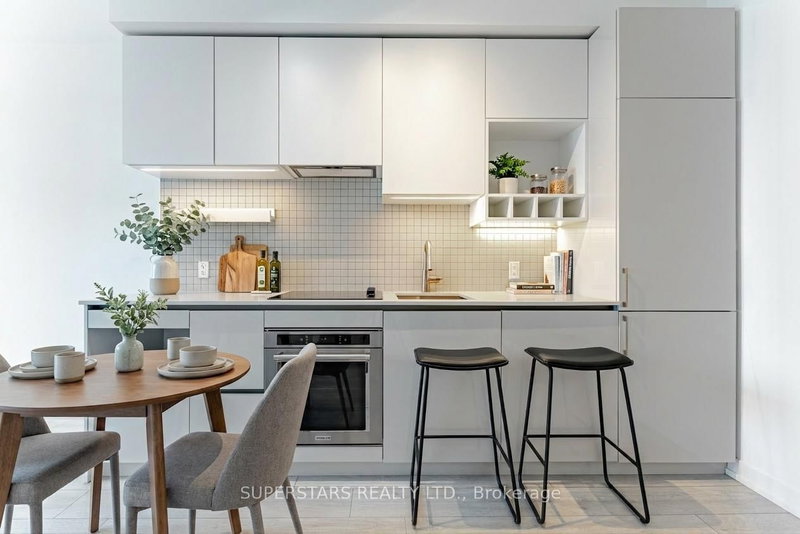 5510 - 950 Portage Pkwy, Vaughan, L4K 0J7 | Image 3