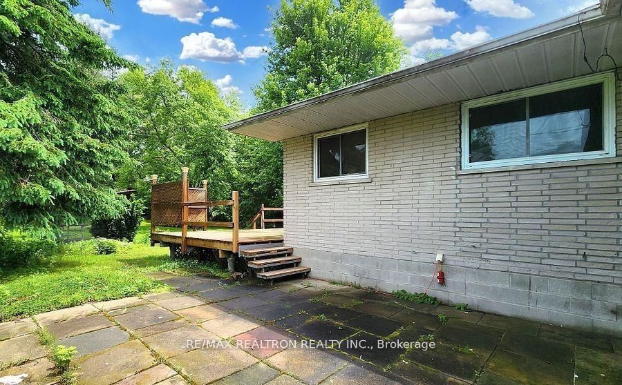 20201 E Yonge Street - Photo 13