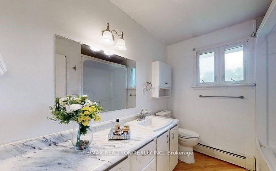 20201 E Yonge Street - Photo 4