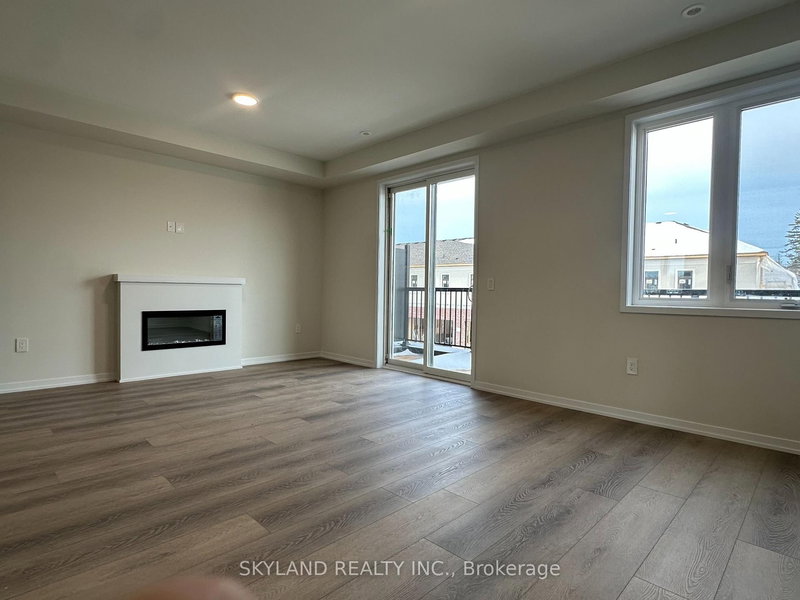 22 big willow Cres, Richmond Hill, L4E 1P5 | Image 2