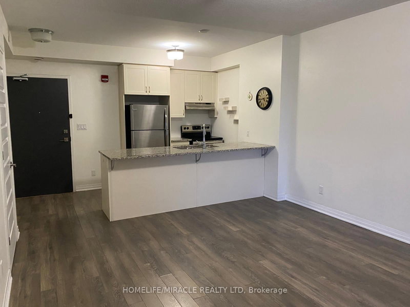 home for lease on 501-2 Adam sellers Street