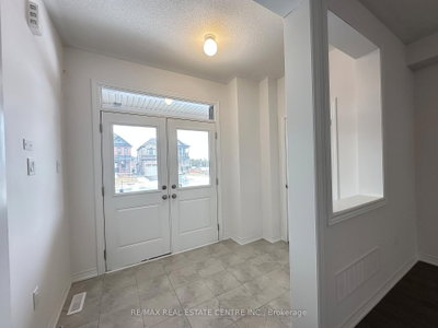 70 Wakefield Boulevard • Essa, ON photo 5