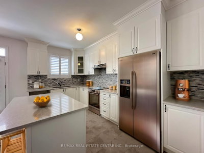 70 Wakefield Boulevard • Essa, ON photo 9