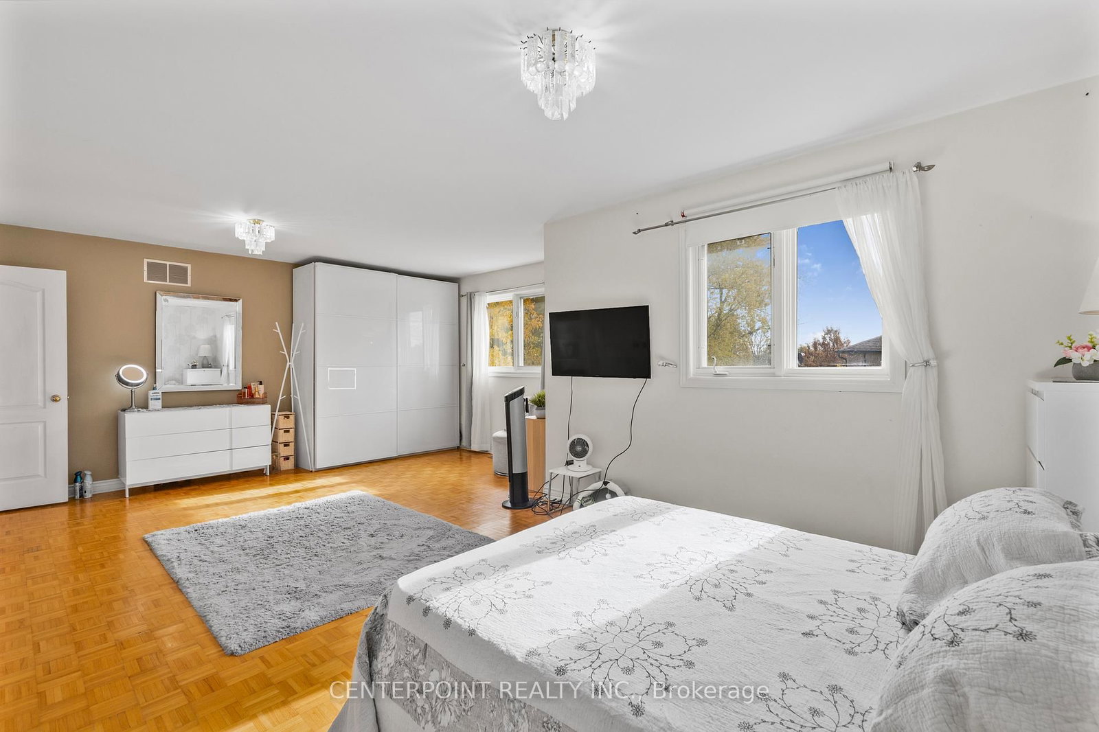 Detached House for sale at 277 Oxford Street, Richmond Hill, Ontario, L4C 7V8 - Mill Pond - MLS: N12894530