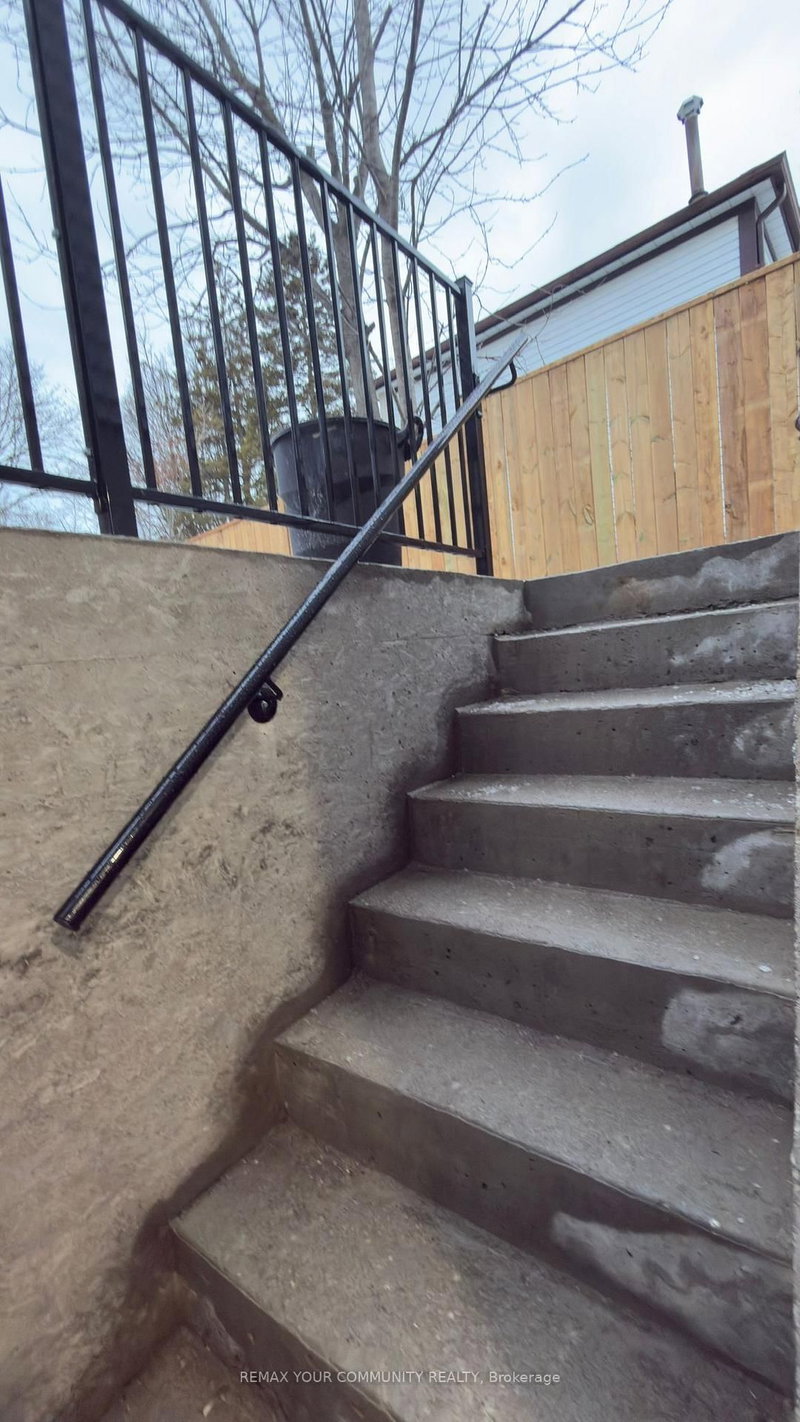 Basement - 15 Springhead Gdns, Richmond Hill, L4C 5B8 | Image 2