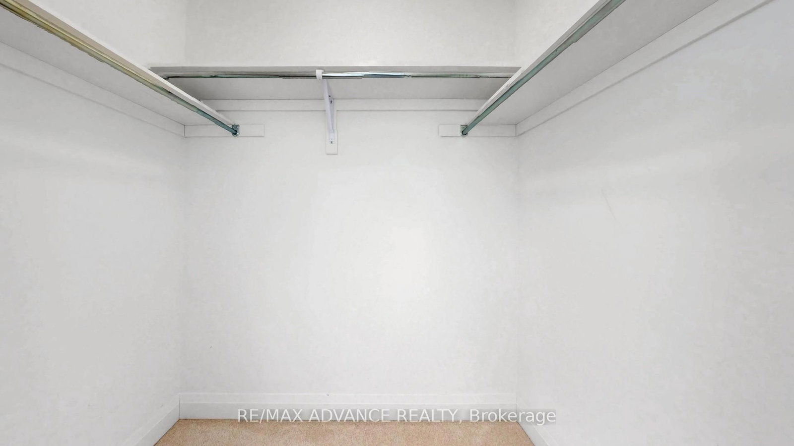 Townhouse for sale at 4 Carole Bell Way, Markham, Ontario, L6E 0W2 - Wismer - MLS: N12895404