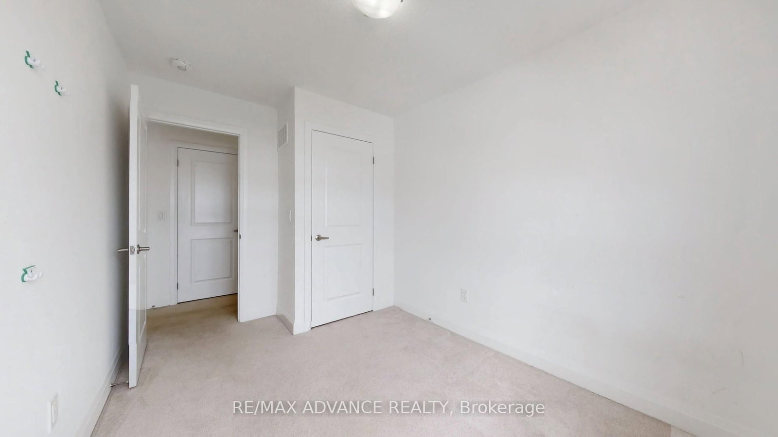 Townhouse for sale at 4 Carole Bell Way, Markham, Ontario, L6E 0W2 - Wismer - MLS: N12895404