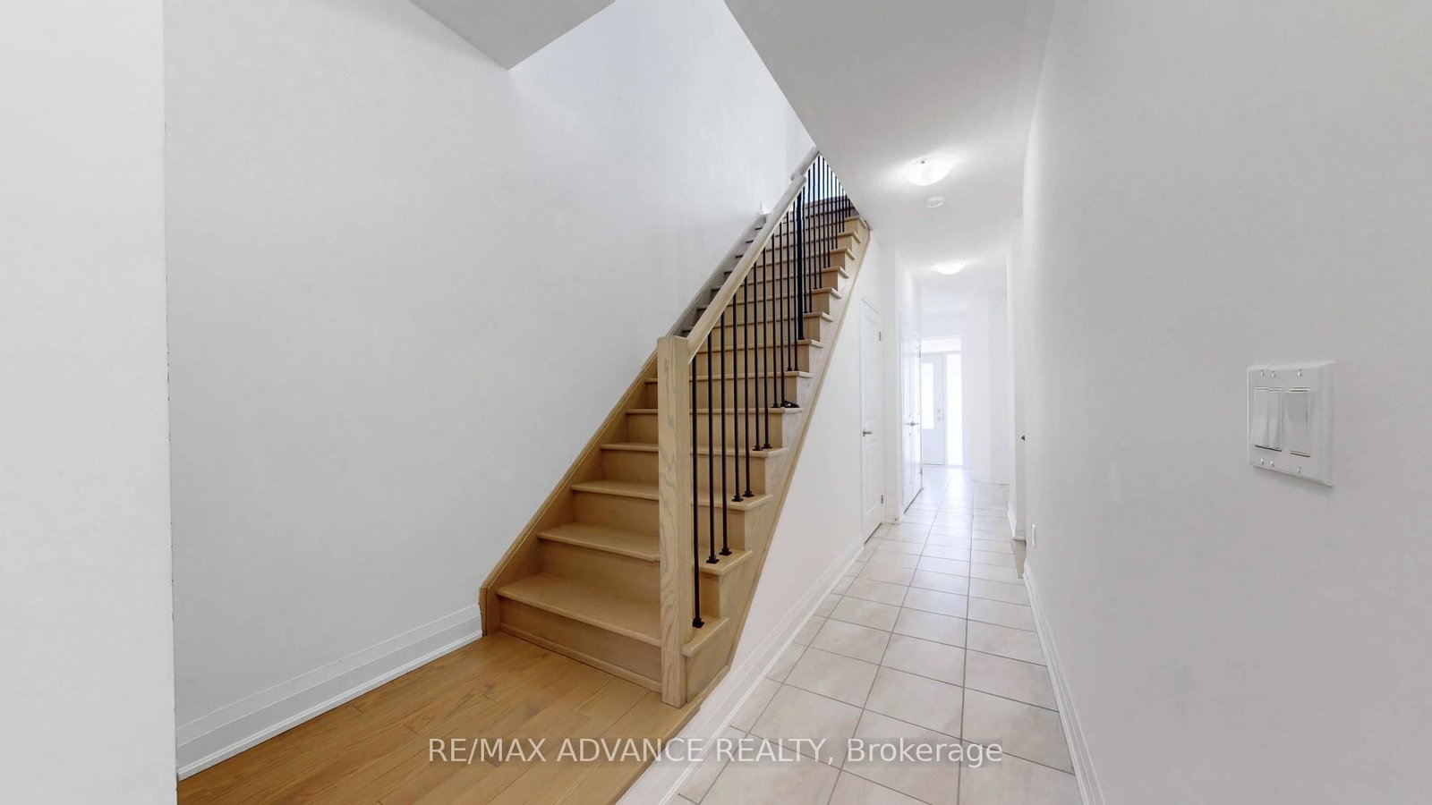 Townhouse for sale at 4 Carole Bell Way, Markham, Ontario, L6E 0W2 - Wismer - MLS: N12895404