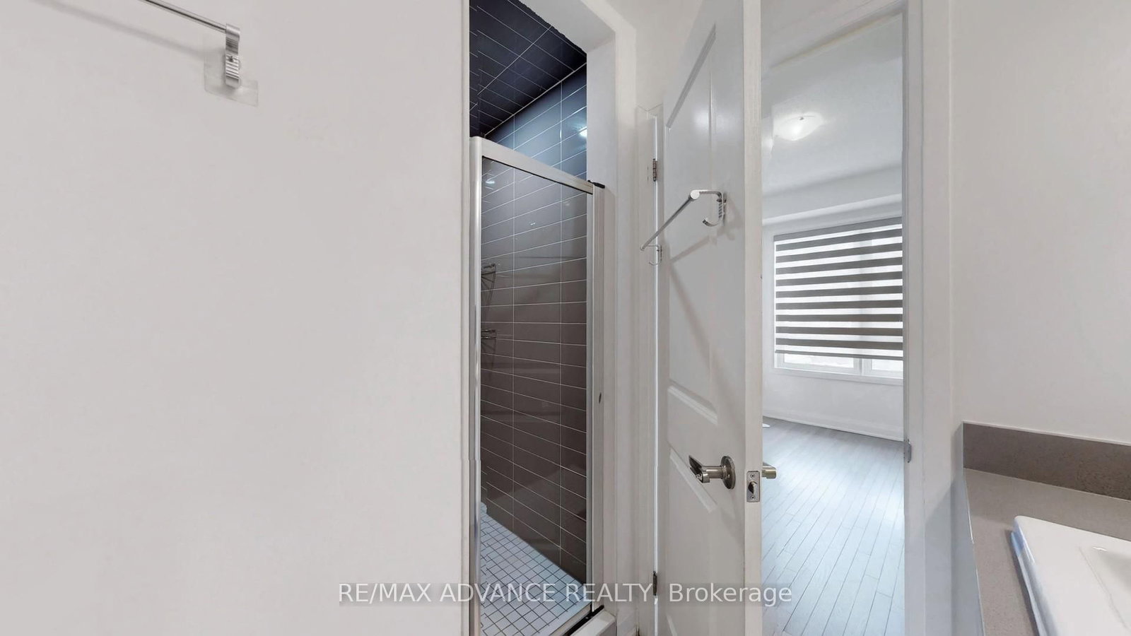 Townhouse for sale at 4 Carole Bell Way, Markham, Ontario, L6E 0W2 - Wismer - MLS: N12895404