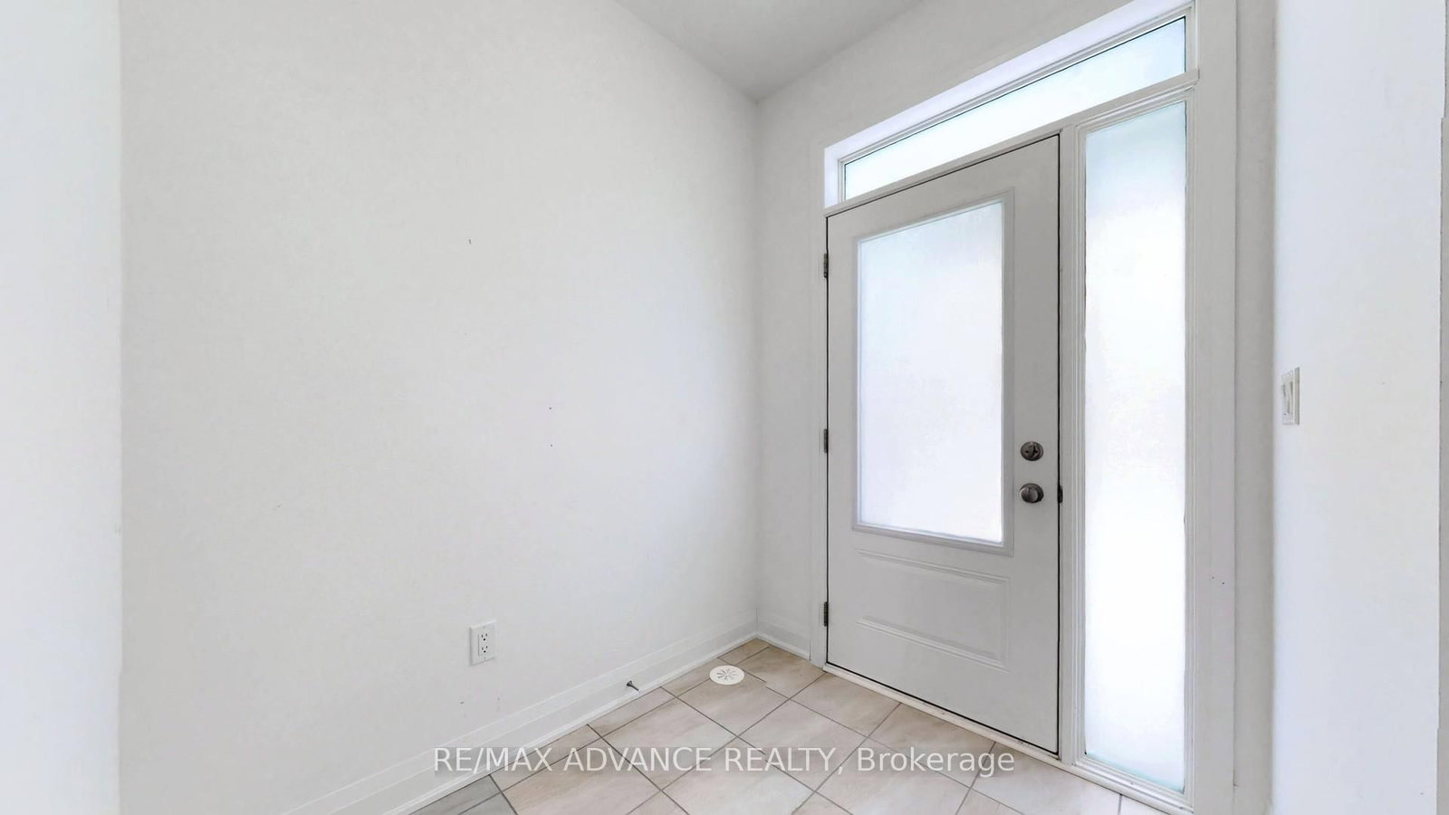 Townhouse for sale at 4 Carole Bell Way, Markham, Ontario, L6E 0W2 - Wismer - MLS: N12895404