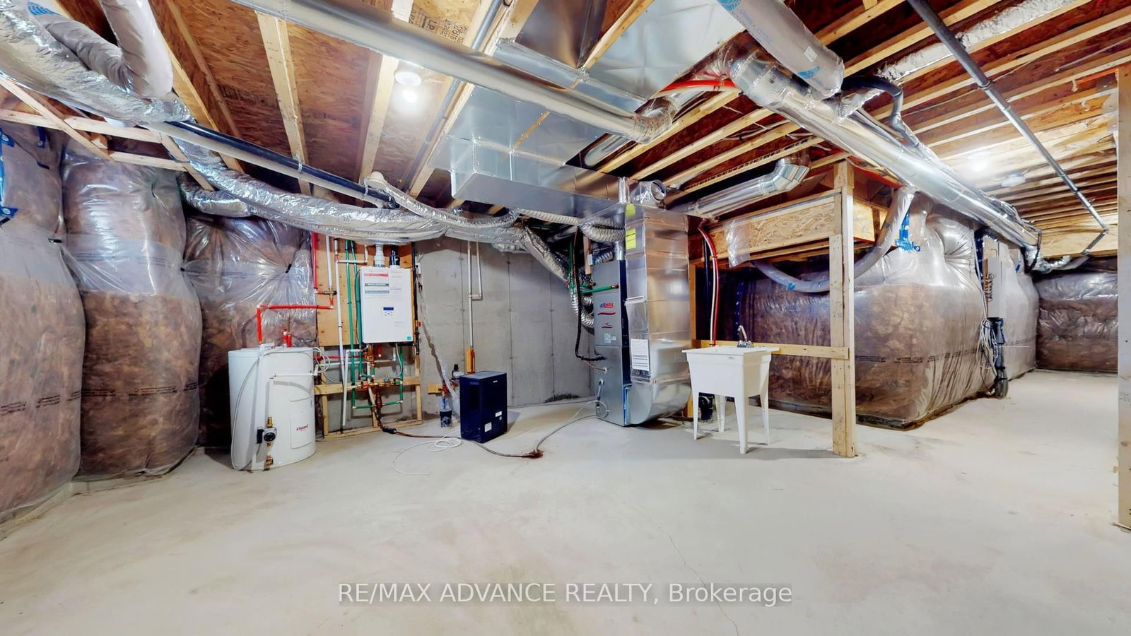 Townhouse for sale at 4 Carole Bell Way, Markham, Ontario, L6E 0W2 - Wismer - MLS: N12895404