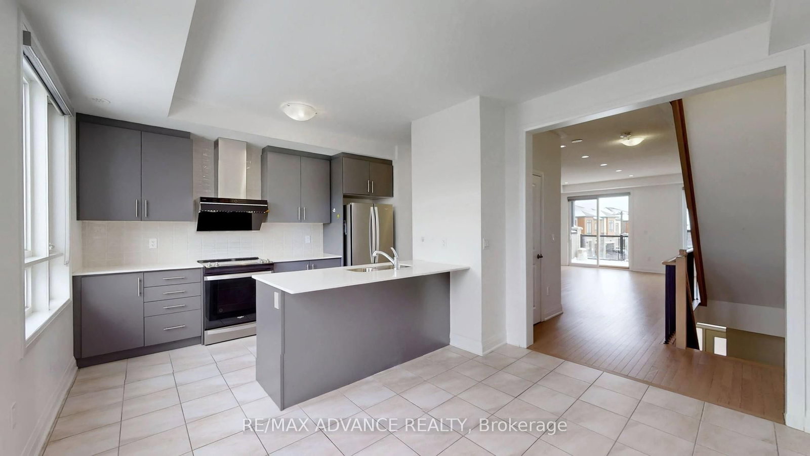 Townhouse for sale at 4 Carole Bell Way, Markham, Ontario, L6E 0W2 - Wismer - MLS: N12895404