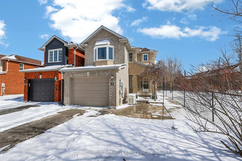 41 Herrema Blvd, Uxbridge, L9P 1W6 | Image 3