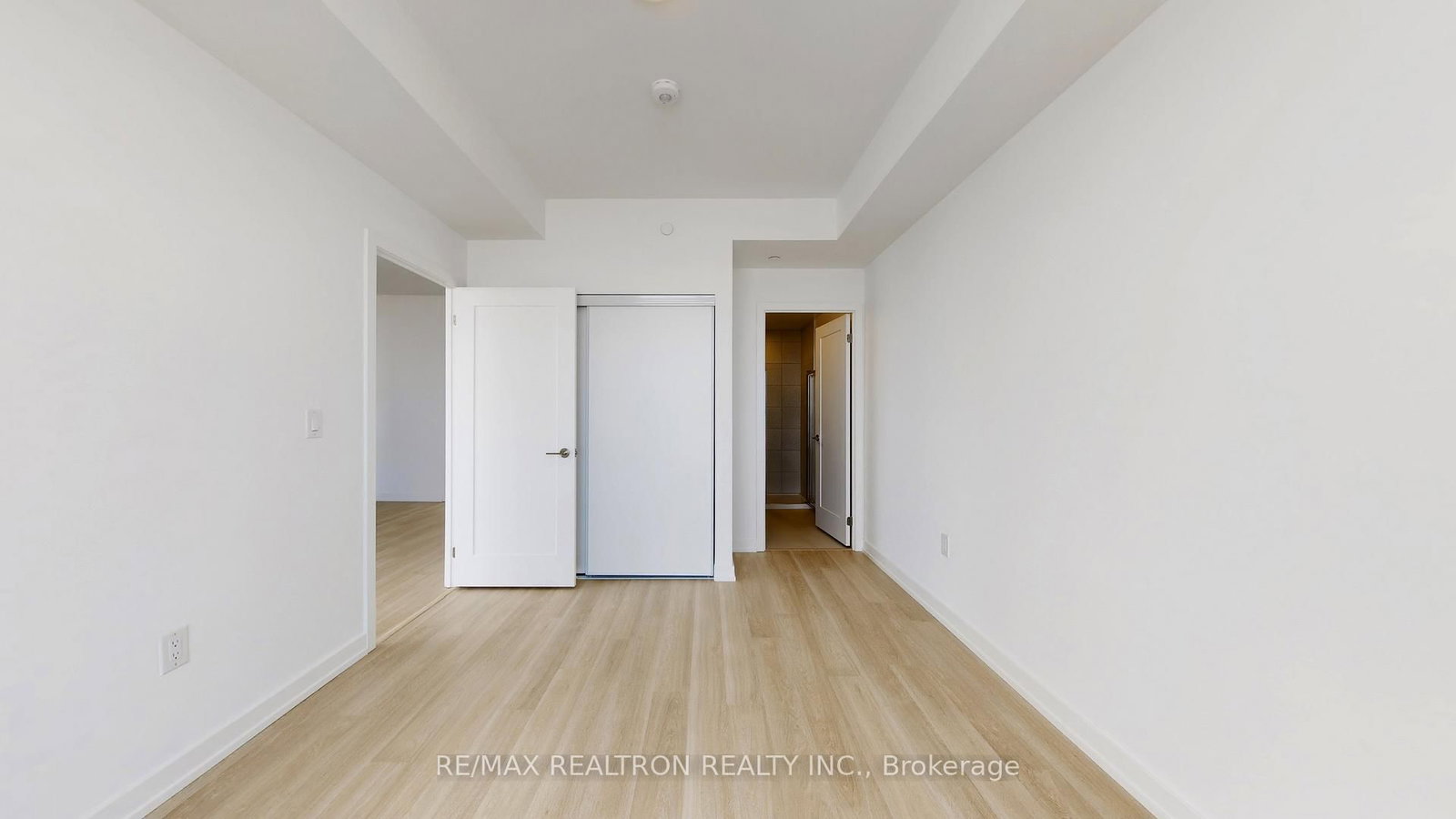 9763 Markham Road, Unit 1909 - Photo 24