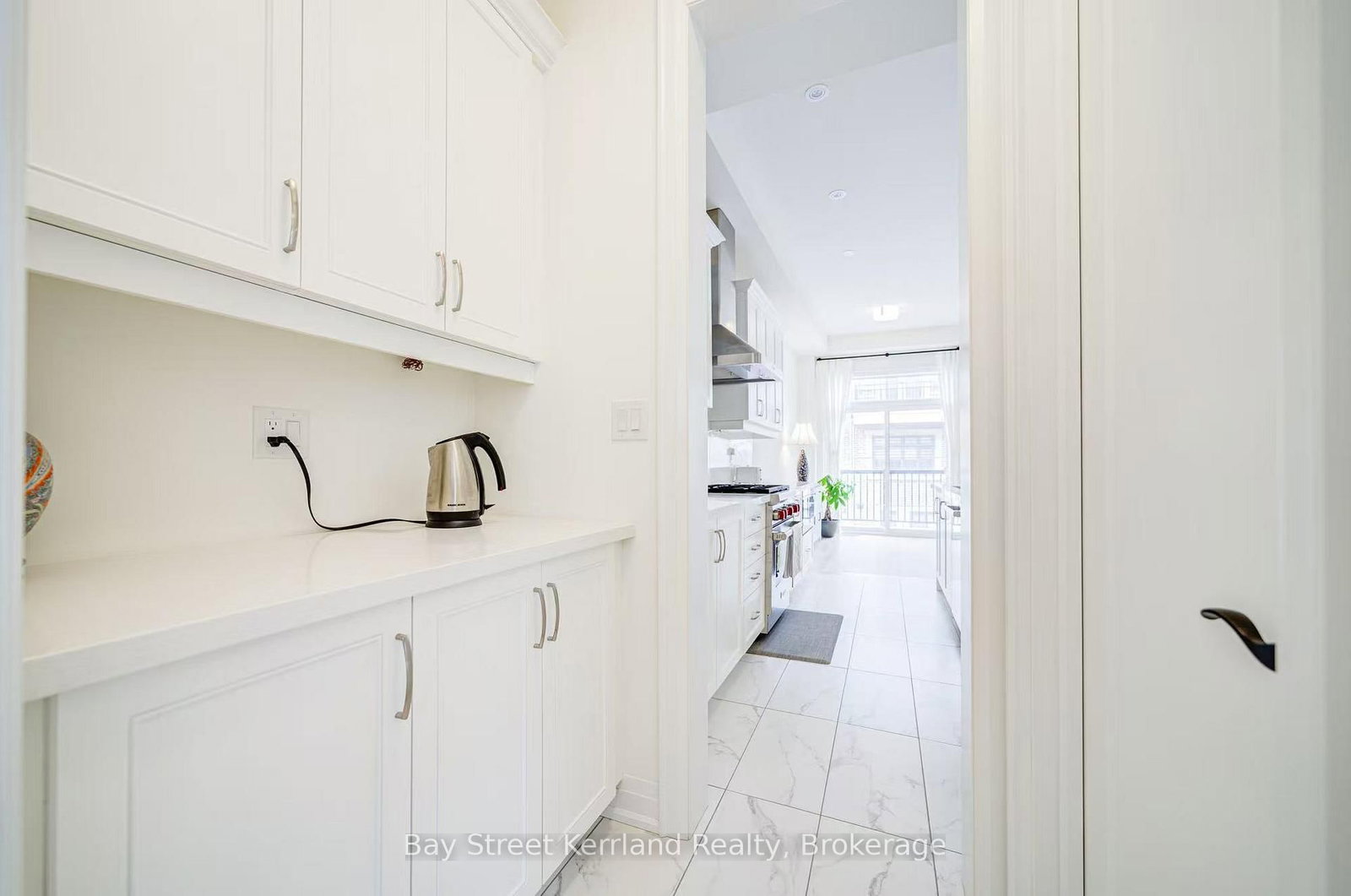 Townhouse for sale at 10 Silvermills Lane, Markham, Ontario, L6C 3L5 - Angus Glen - MLS: N12897038